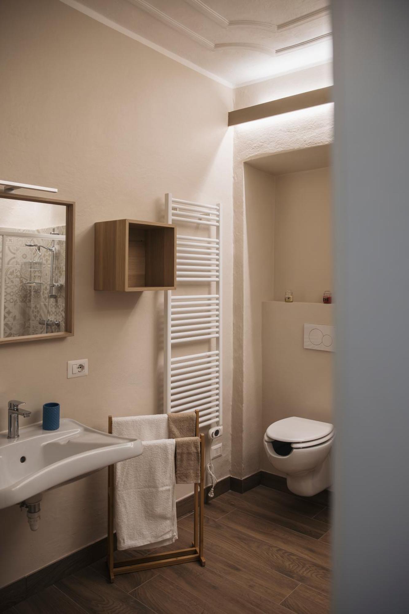 La Favola Hotel Soriso ภายนอก รูปภาพ