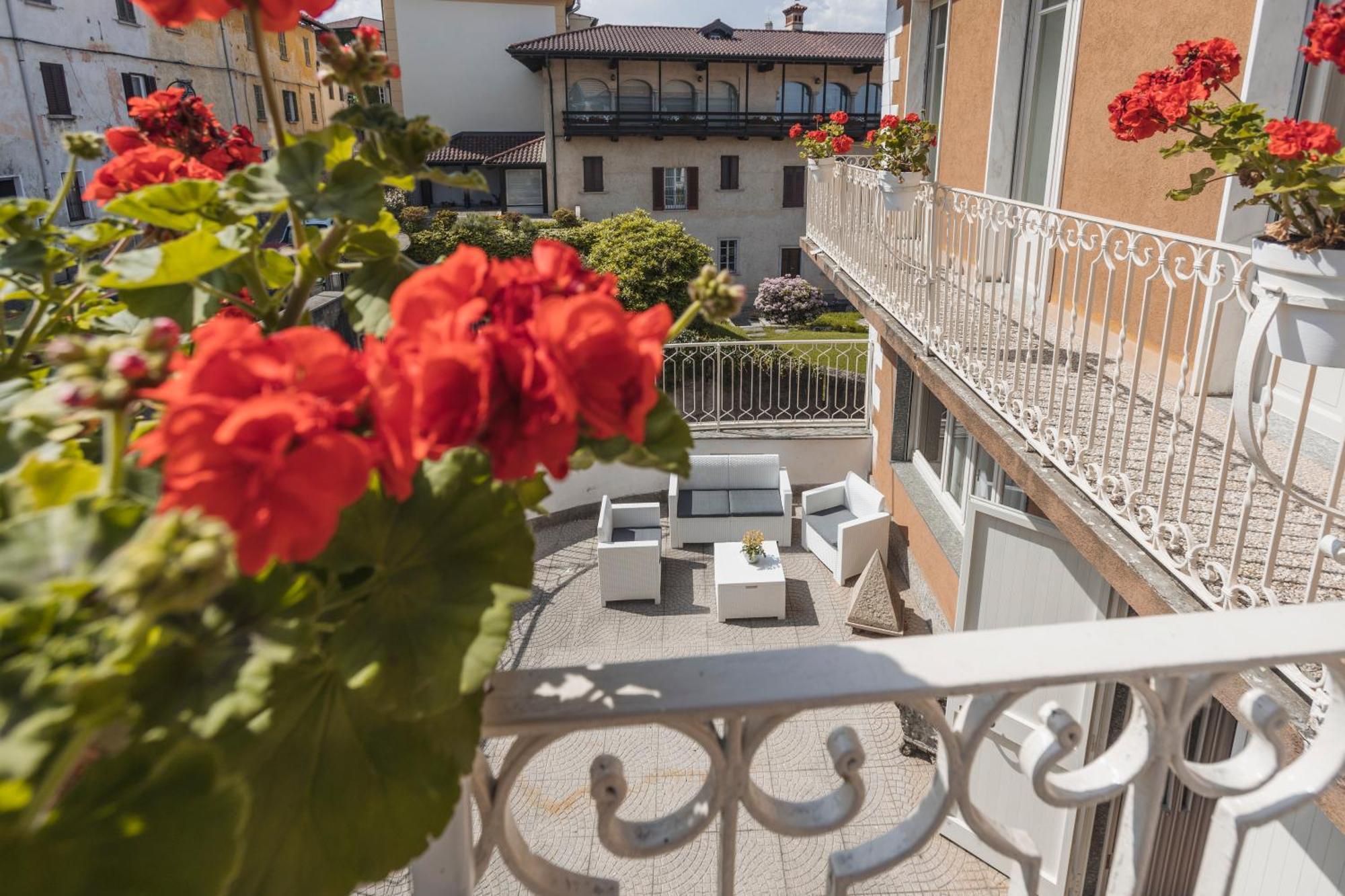 La Favola Hotel Soriso ภายนอก รูปภาพ